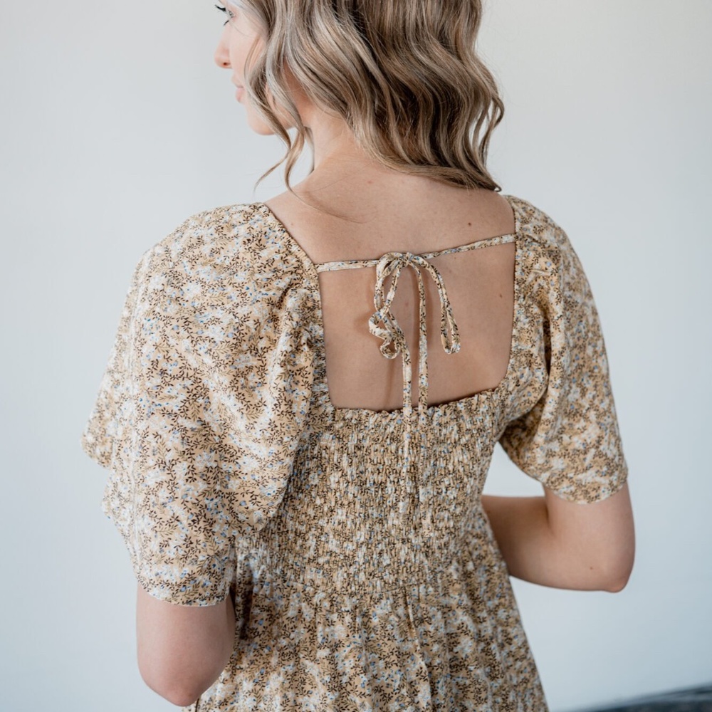 NWT Yellow Floral Square Neck Tie Back Midi Dress